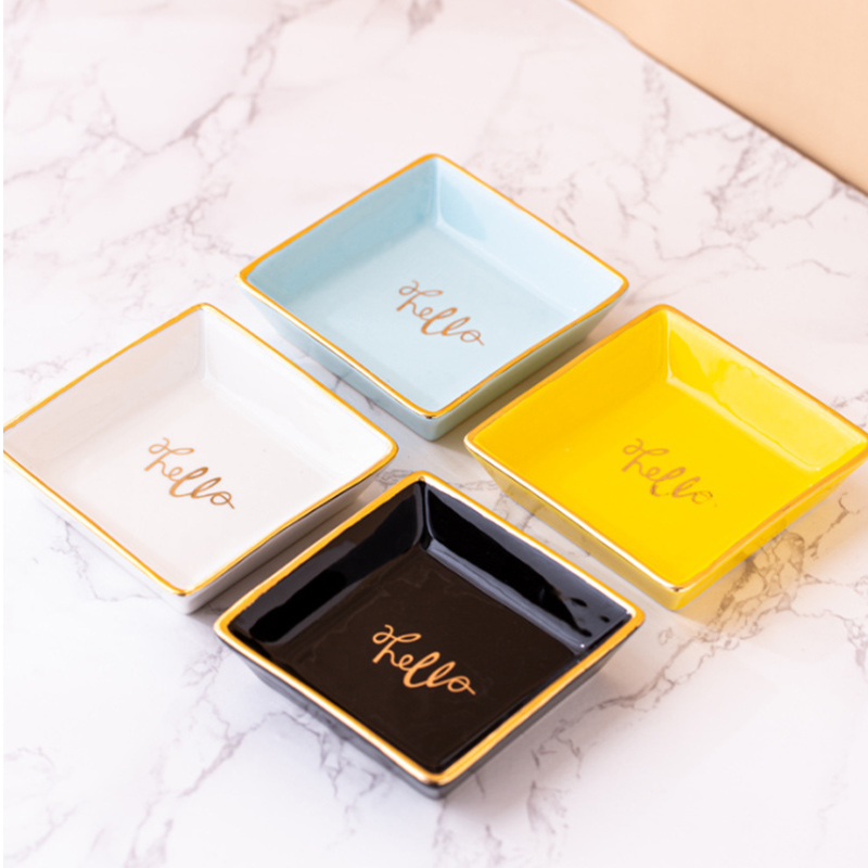 طبق من السيراميك الدائري طبق حامل مجوهرات حلية مربعة من السيراميك